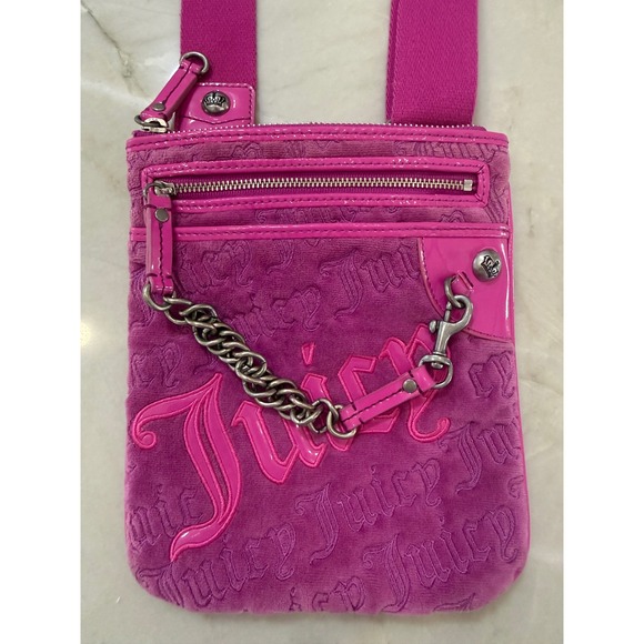 Juicy Couture Handbags - Juicy Couture Pink Velour Embossed Logo Crossbody Bag Y2K Patent Trim Chain #113